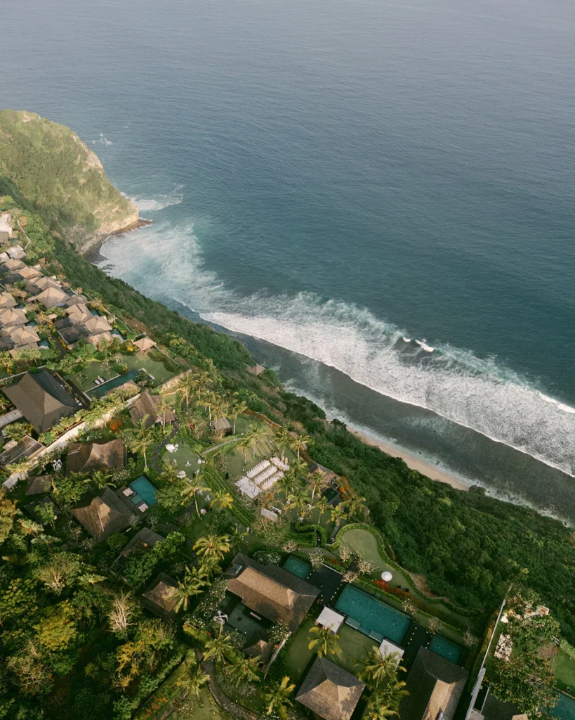 14 - TREASURE THE BRIDE